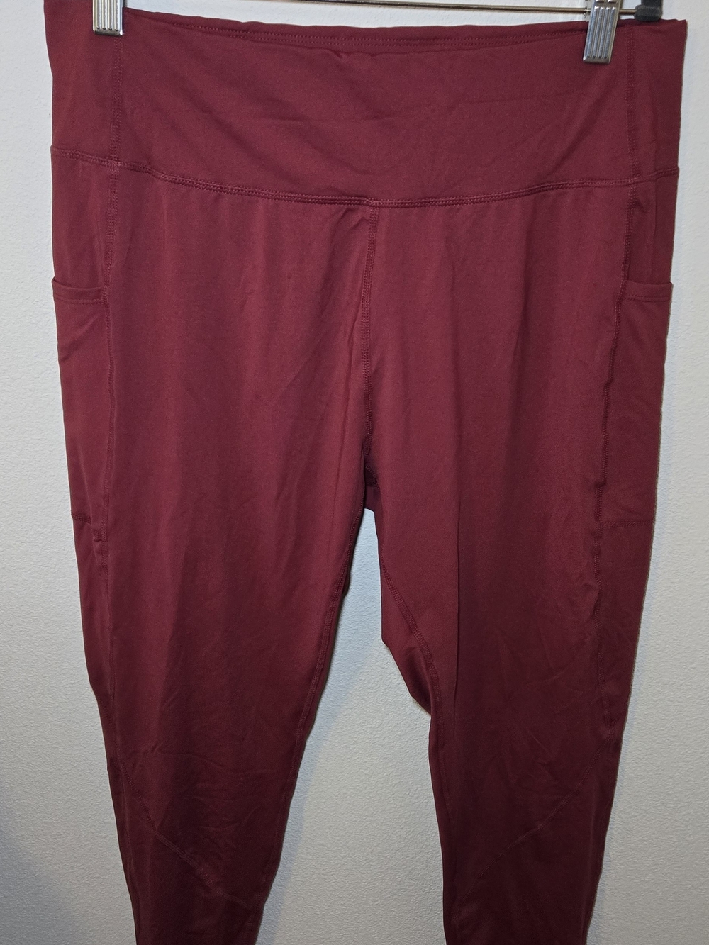 Women's High-Waist Maroon Active Leggings